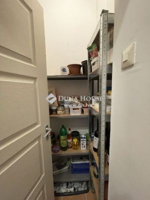 Eladó lakás Dombóvár