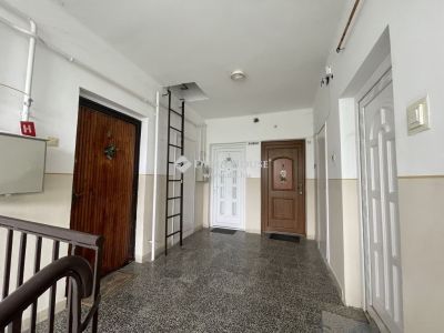 Eladó lakás Dombóvár