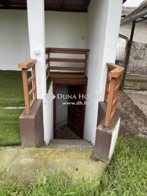 Eladó családi ház Dabas