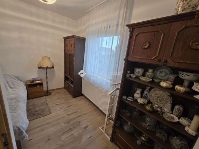 Eladó családi ház Taksony