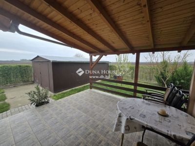 Eladó családi ház Taksony