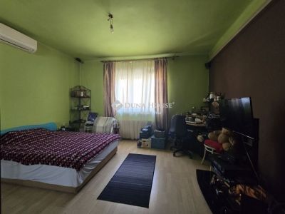 Eladó családi ház Budapest