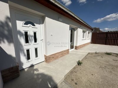 Eladó családi ház Dunaharaszti