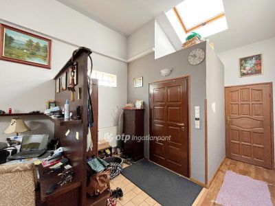 Eladó műhely Budapest