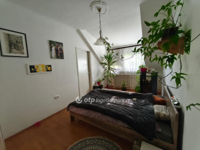 Eladó családi ház Szentes