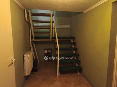 Eladó családi ház Szentes