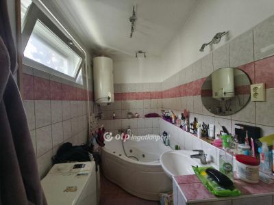 Eladó családi ház Szentes