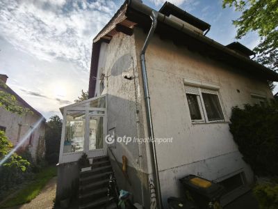 Eladó családi ház Szentes