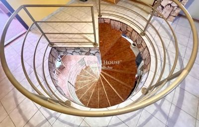Eladó családi ház Maglód