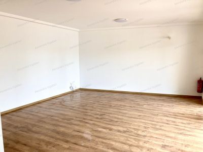 Eladó üzlethelység Nyíregyháza