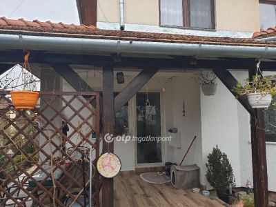 Eladó ikerház Szigetszentmiklós