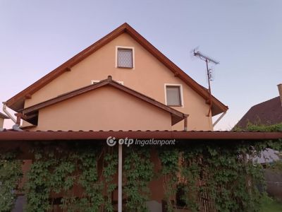 Eladó családi ház Debrecen