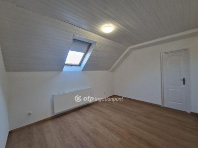 Eladó családi ház Csorna