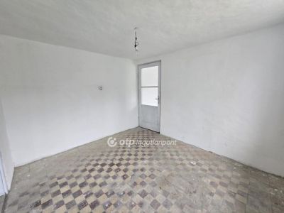 Eladó családi ház Kaba