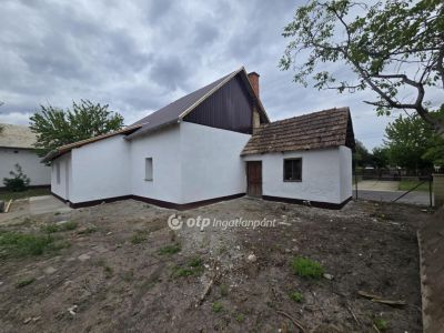 Eladó családi ház Kaba