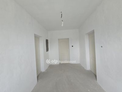Eladó családi ház Kaba