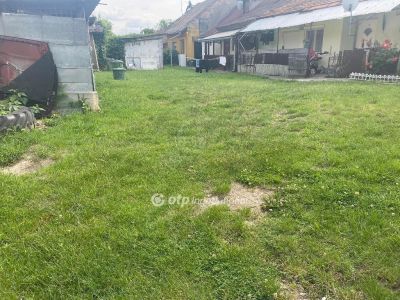 Eladó lakás Nagykőrös