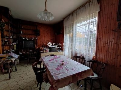 Eladó családi ház Budapest
