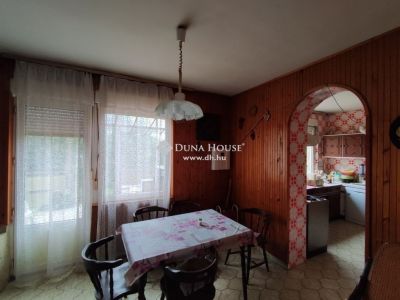 Eladó családi ház Budapest