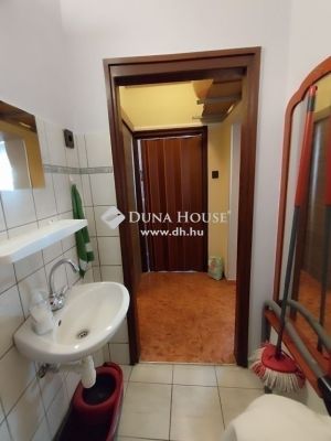 Eladó családi ház Budapest