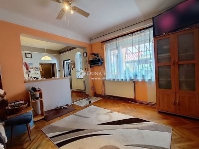 Eladó családi ház Budapest