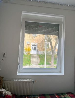 Eladó lakás Komló