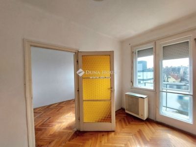 Eladó lakás Székesfehérvár