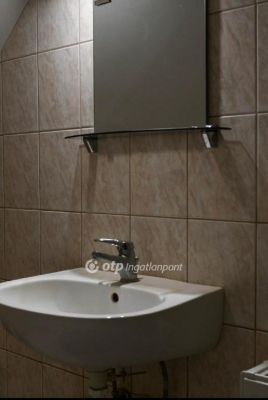 Eladó családi ház Verseg
