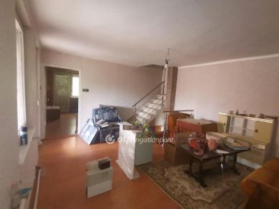 Eladó családi ház Békéscsaba