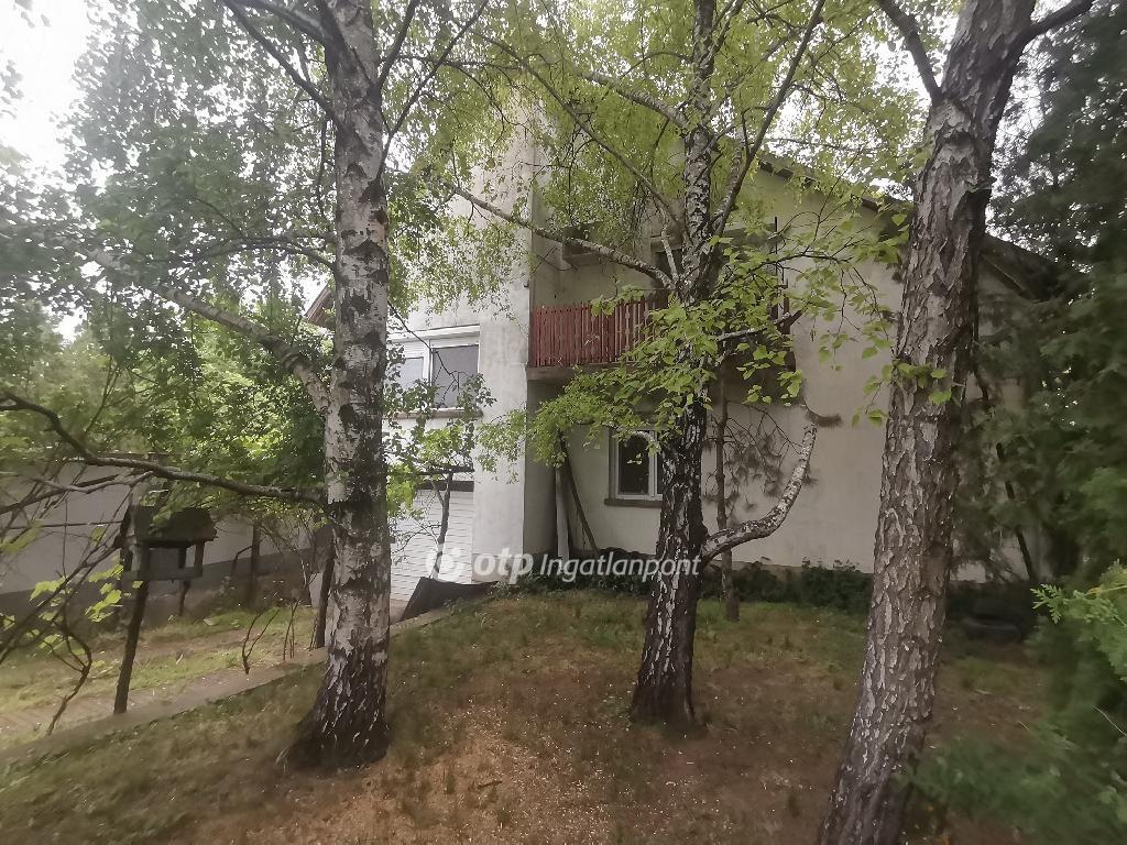 Eladó családi ház Békéscsaba