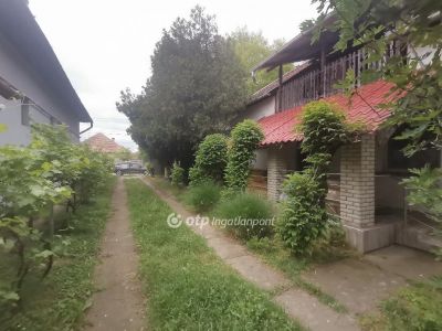 Eladó családi ház Békéscsaba