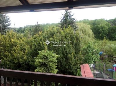Eladó családi ház Bajna