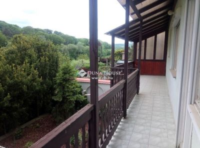Eladó családi ház Bajna