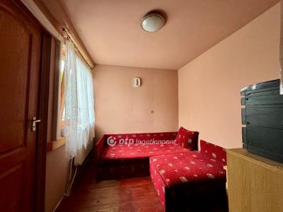 Eladó házrész Debrecen
