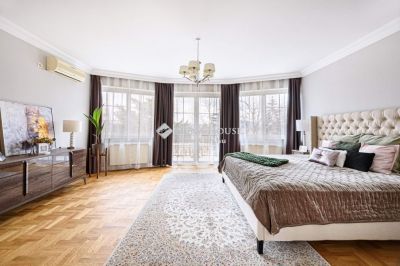 Eladó családi ház Budapest