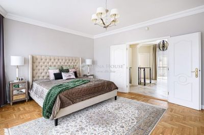 Eladó családi ház Budapest