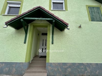Eladó családi ház Debrecen