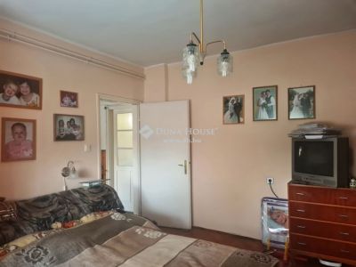 Eladó családi ház Siófok
