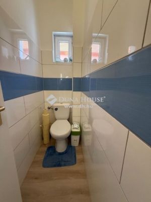Eladó családi ház Vecsés