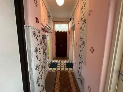 Eladó családi ház Nyírparasznya
