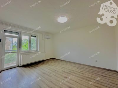 Eladó lakás Kecskemét