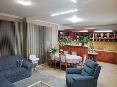 Eladó családi ház Miskolc