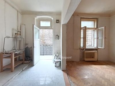 Eladó lakás Budapest