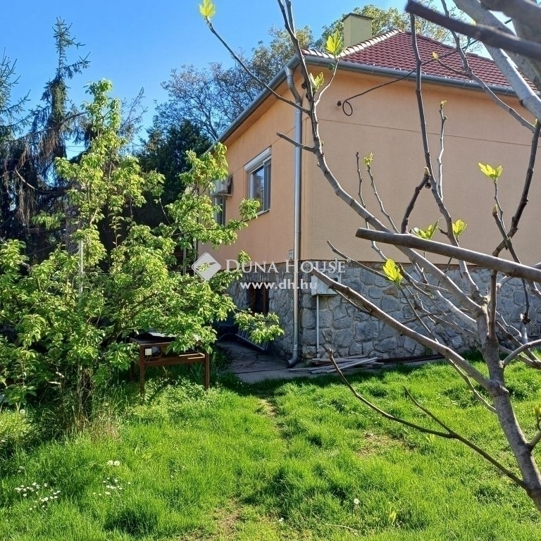 Eladó családi ház Pécs