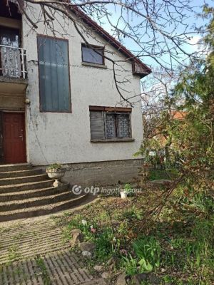 Eladó családi ház Érd