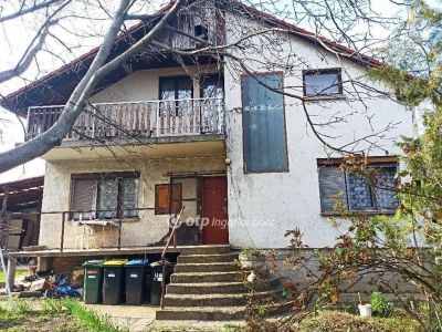 Eladó családi ház Érd