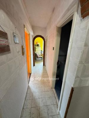 Eladó lakás Tiszafüred