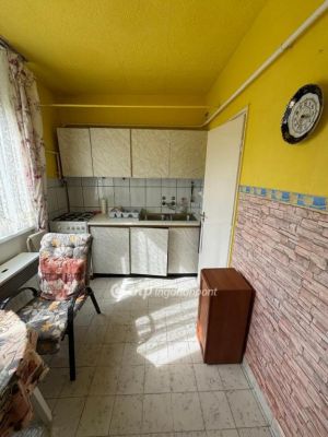 Eladó lakás Tiszafüred