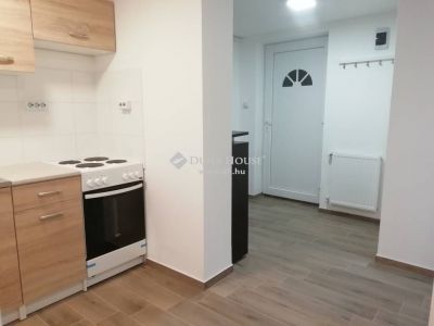 Eladó lakás Pécs