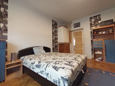 Eladó családi ház Gyöngyösoroszi